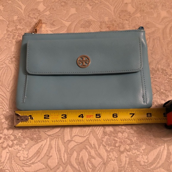 TORY BURCH clutch - Picture 4 of 5